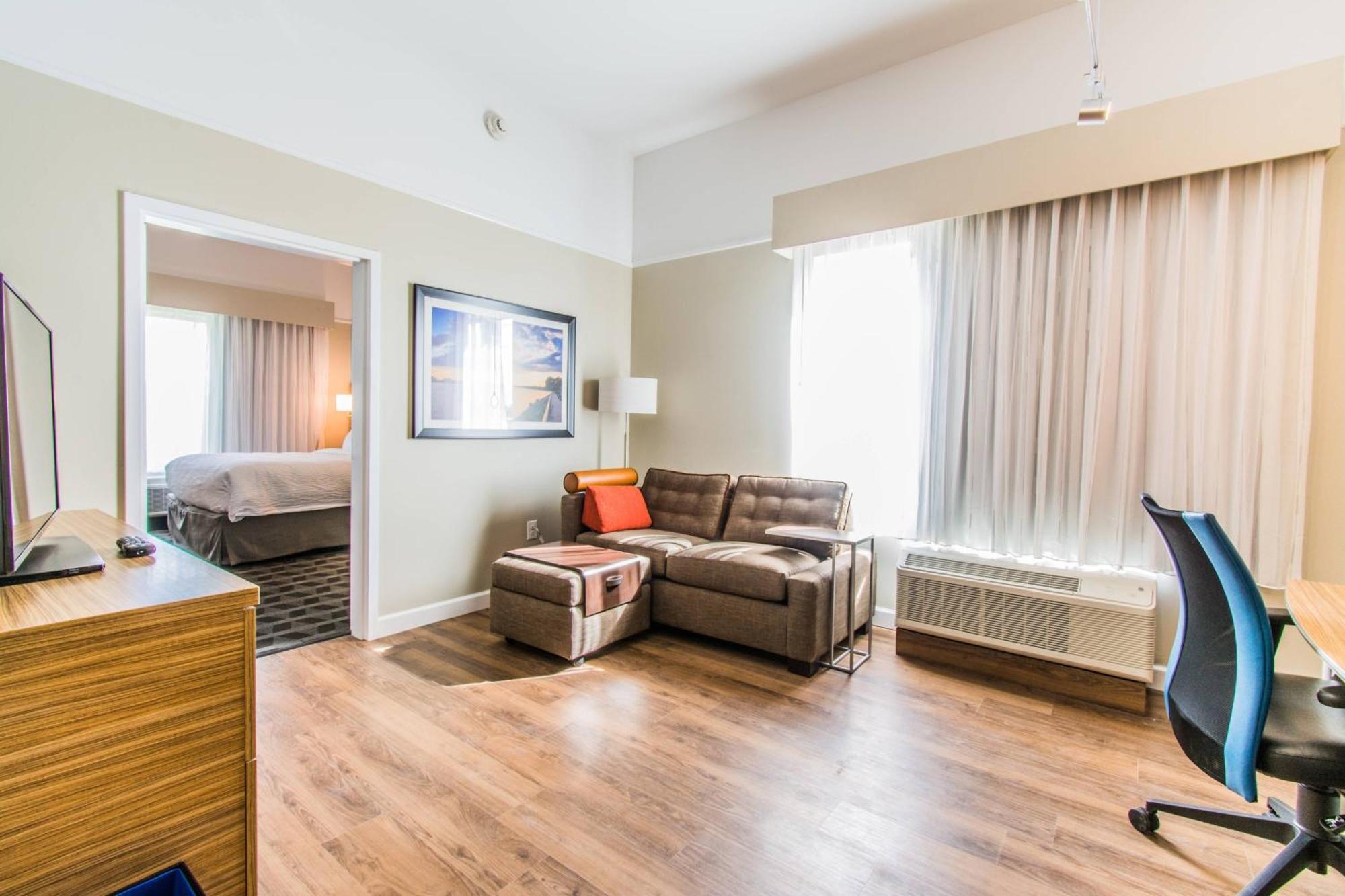 Towneplace By Marriott Evansville Hotel